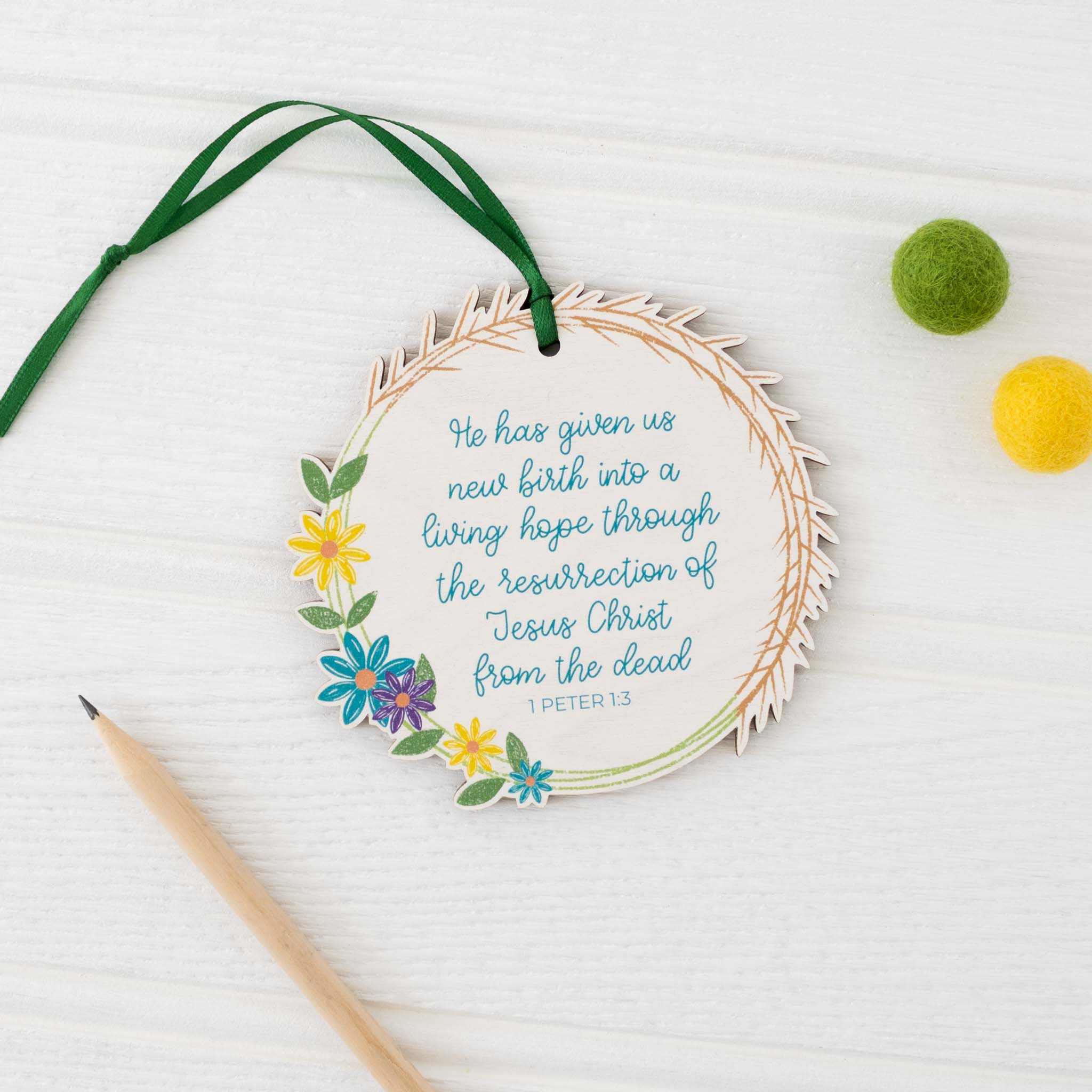 Living Hope Wooden Bible Verse Hanging Decoration